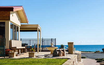 Holiday Houses